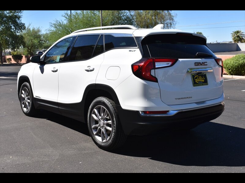 Used 2023 GMC Terrain SLT FWD image 6