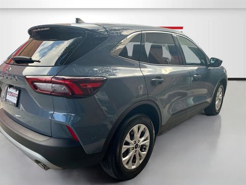 Used 2024 Ford Escape Active image 7