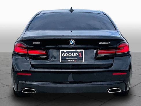 Used 2023 BMW 530i xDrive w/ Premium Package AWD/4WD image 4