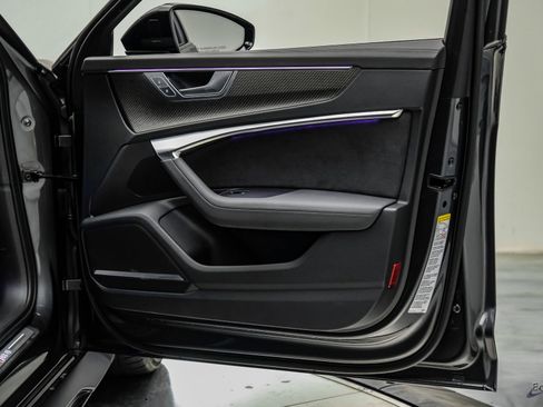 Used 2023 Audi RS 6 w/ Black Optic Package image 96