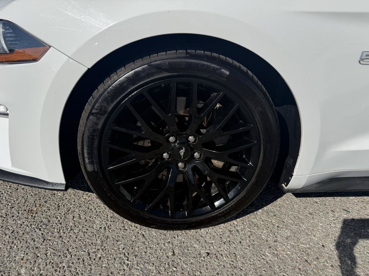 Used 2019 Ford Mustang GT Premium RWD image 23