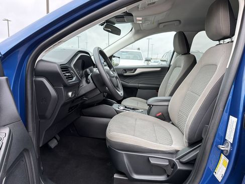 Used 2022 Ford Escape SE FWD image 11