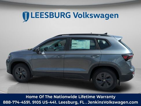 New 2026 Volkswagen Taos S image 10