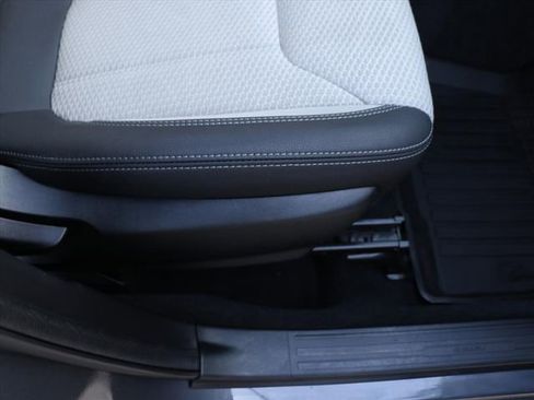 Used 2023 Subaru Forester Premium image 9