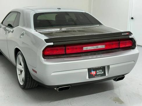 Used 2008 Dodge Challenger SRT8 RWD image 13
