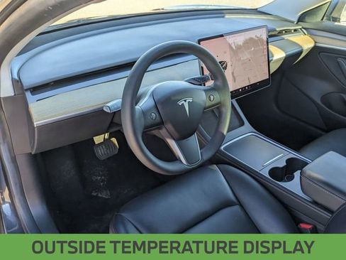 Used 2021 Tesla Model 3 Standard Range Plus image 13