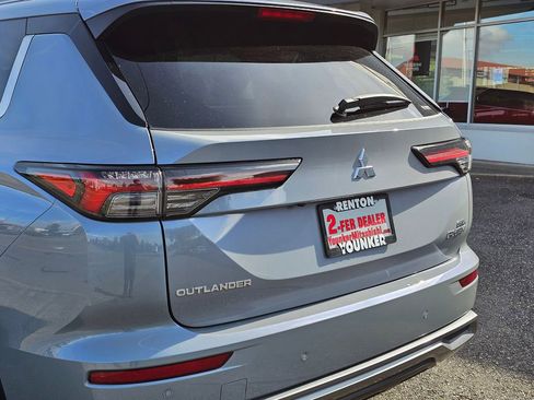 New 2026 Mitsubishi Outlander SEL AWD/4WD image 10