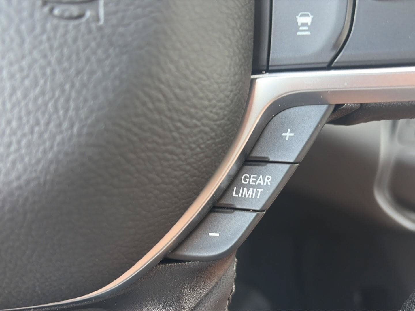 New 2026 RAM 3500 Big Horn AWD/4WD image 19