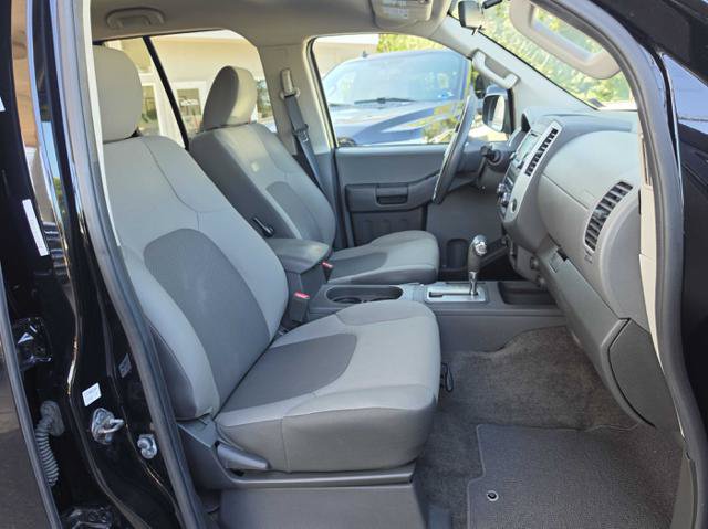 Used 2015 Nissan Xterra S AWD/4WD image 20