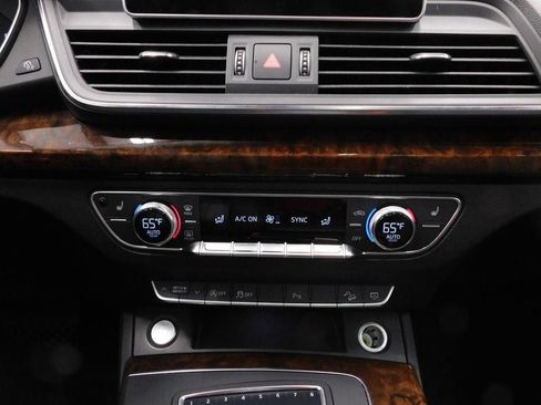 Used 2018 Audi Q5 2.0T Premium Plus w/ Premium Plus Package image 24