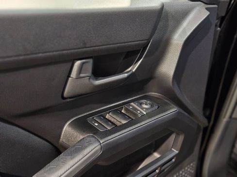 Used 2025 Toyota 4Runner TRD Off-Road image 21