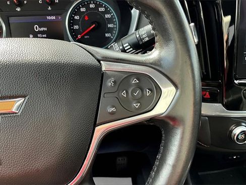 Used 2021 Chevrolet Traverse LT image 14
