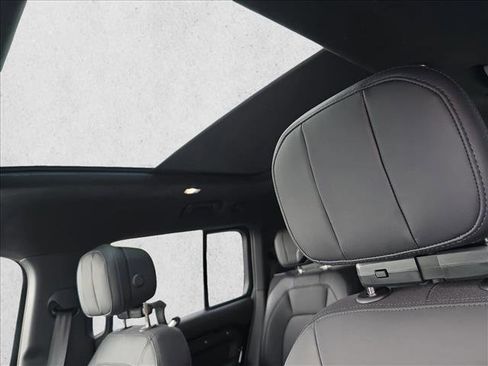 New 2026 Land Rover Defender 130 V8 image 28