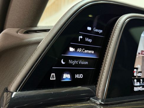 Used 2021 Cadillac Escalade ESV Sport w/ Driver Assist Tech Package RWD image 12