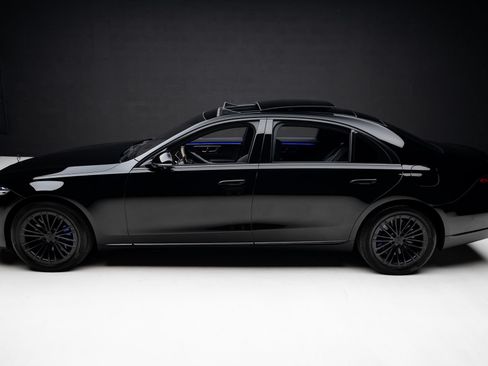 Used 2024 Mercedes-Benz S 580e 4MATIC Sedan image 16