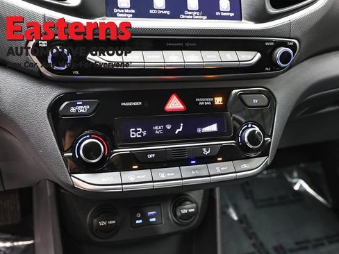 Used 2019 Hyundai Ioniq Electric FWD image 20