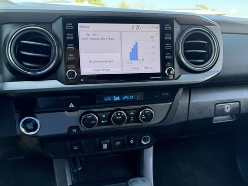 Used 2021 Toyota Tacoma TRD Off-Road RWD image 23