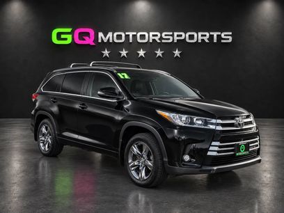 Used 2017 Toyota Highlander Limited Platinum