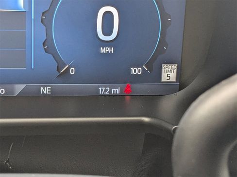 New 2026 Ford F250 Platinum w/ FX4 Off-Road Package image 30