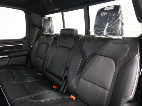 New 2026 RAM 1500 Laramie AWD/4WD image 25