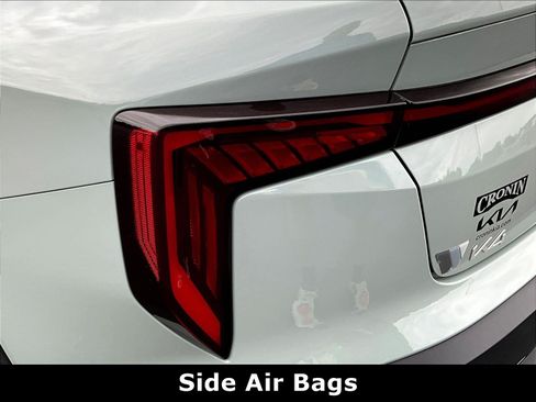 Used 2025 Kia K4 FWD image 22