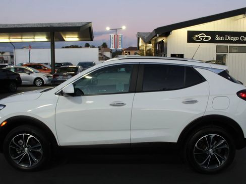 Used 2021 Buick Encore GX Select image 11