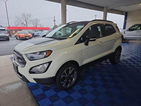 Used 2019 Ford EcoSport SES w/ SES Black Appearance Package AWD/4WD image 3