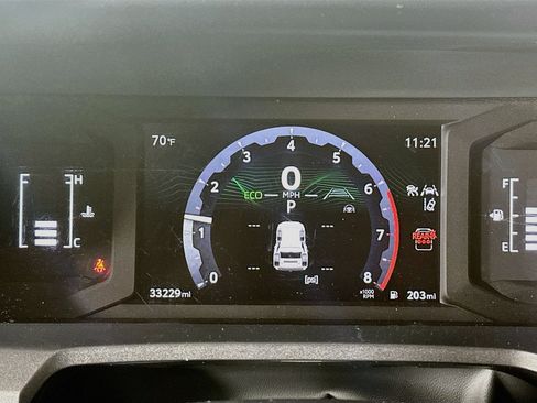 Used 2025 Toyota 4Runner SR5 AWD/4WD image 19