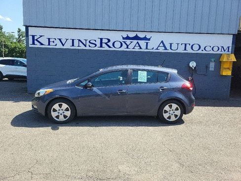 Used 2016 Kia Forte LX FWD image 1