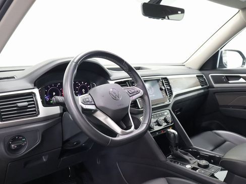 Certified 2022 Volkswagen Atlas SE image 15