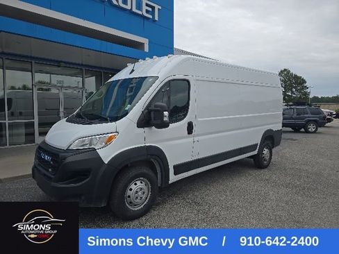 Used 2023 RAM ProMaster 2500 FWD image 1