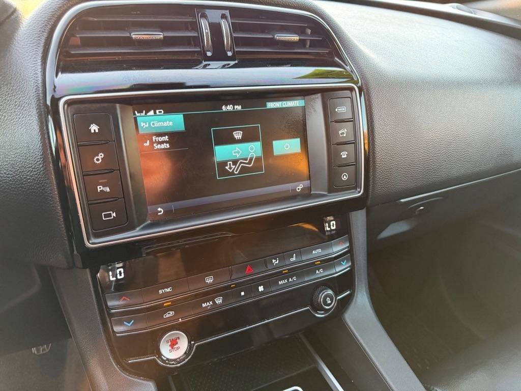 Used 2018 Jaguar F-PACE Prestige AWD/4WD image 46