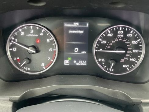 Used 2025 Subaru Ascent Touring AWD/4WD image 27