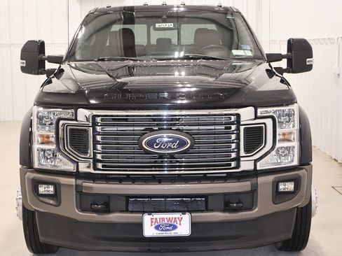 Used 2022 Ford F450 King Ranch w/ FX4 Off-Road Package image 5