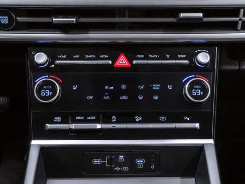Certified 2026 Hyundai Santa Fe SEL FWD image 18