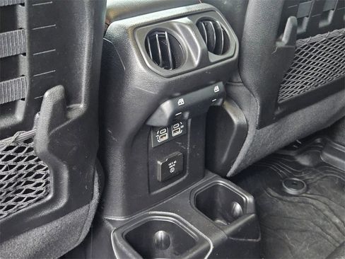 Used 2020 Jeep Gladiator Rubicon image 31