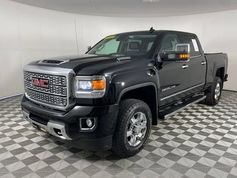 Certified 2019 GMC Sierra 3500 Denali w/ Duramax Plus Package AWD/4WD image 1