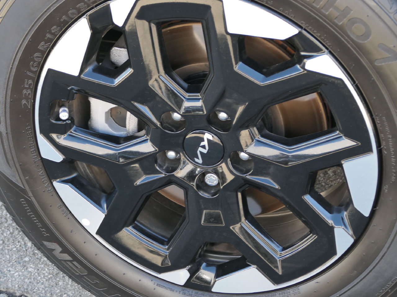 Certified 2026 Kia Sorento S FWD image 10