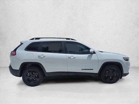Used 2020 Jeep Cherokee Latitude Plus FWD image 4