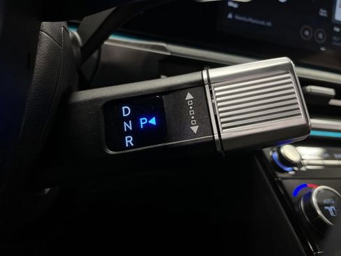 Used 2024 Hyundai Santa Fe Limited image 24