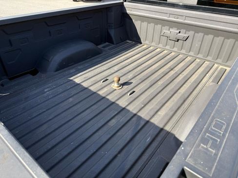 Used 2021 Chevrolet Silverado 2500 LTZ w/ LTZ Plus Package image 7