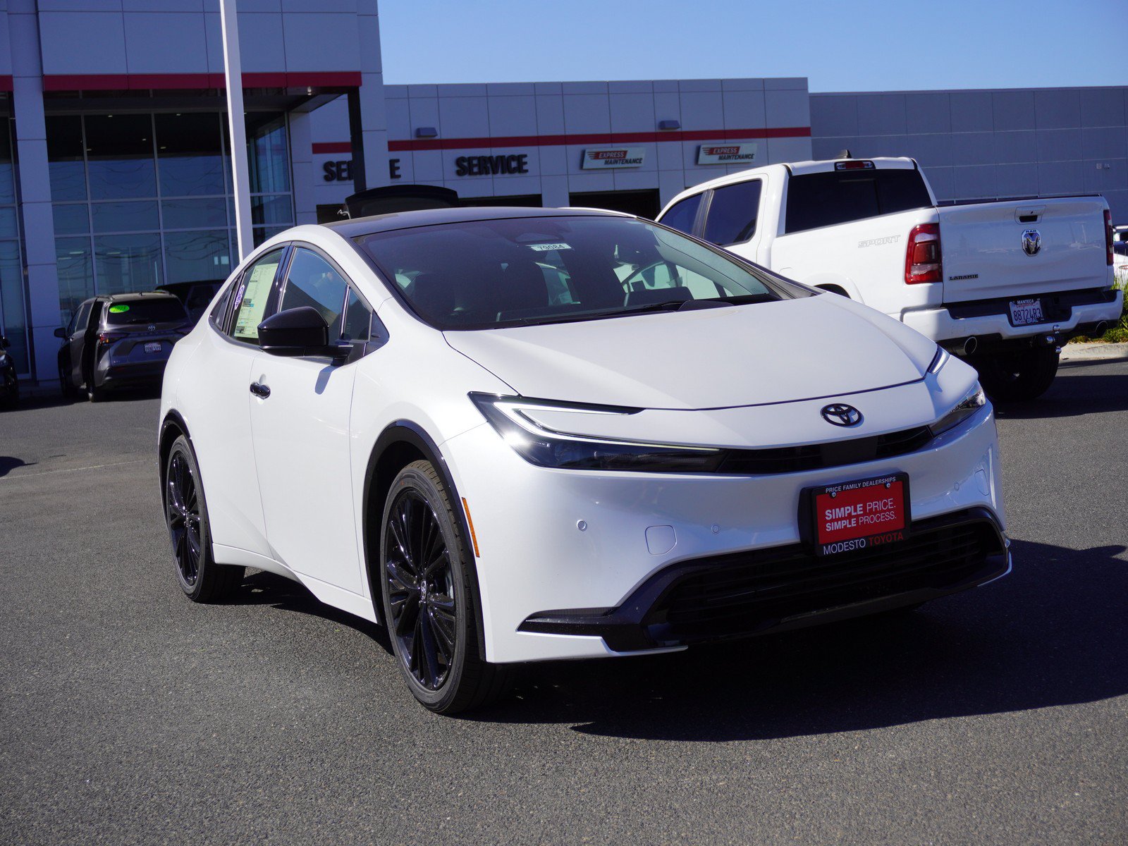 New 2027 Toyota Prius FWD image 1