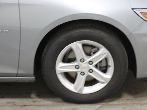 Used 2024 Chevrolet Malibu LT FWD image 47