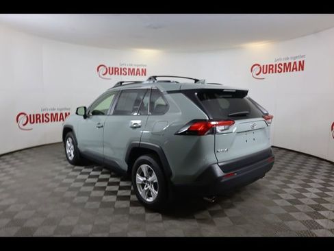 Used 2019 Toyota RAV4 XLE w/ Convenience Package AWD/4WD image 8
