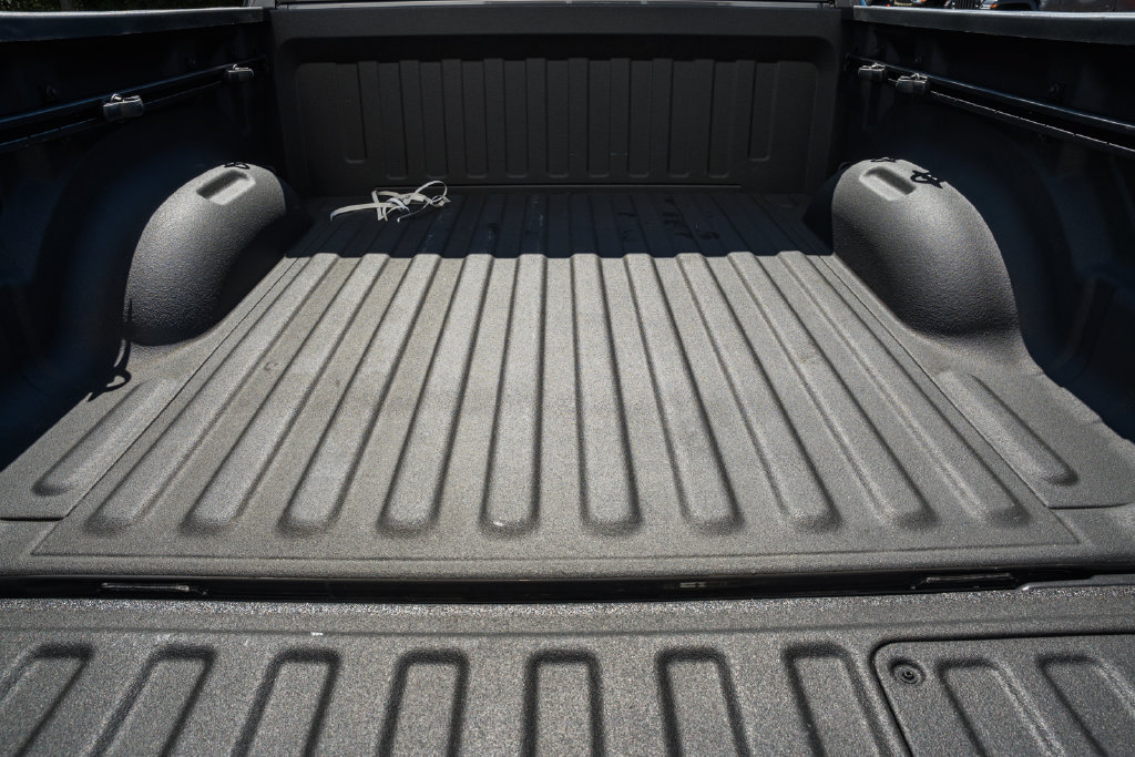 Used 2025 RAM 1500 Laramie w/ Night Edition AWD/4WD image 11