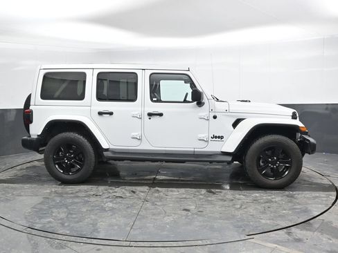 Used 2023 Jeep Wrangler Altitude image 4