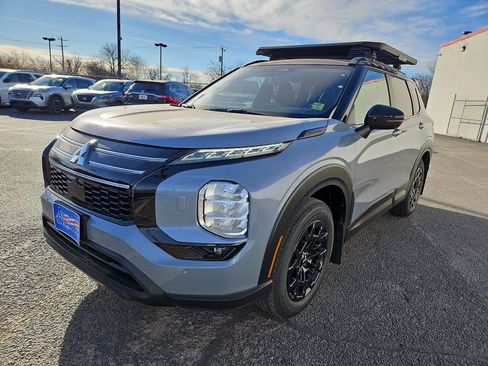 New 2026 Mitsubishi Outlander Trail Edition image 4