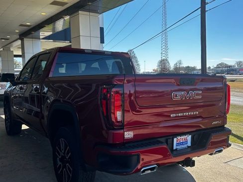 Certified 2020 GMC Sierra 1500 AT4 w/ AT4 Premium Package image 7