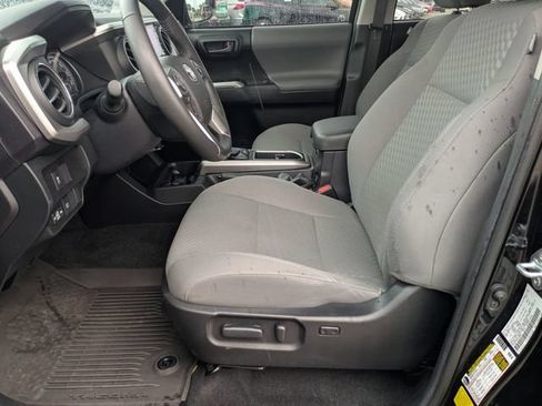 Used 2022 Toyota Tacoma SR5 w/ Technology Package RWD image 13