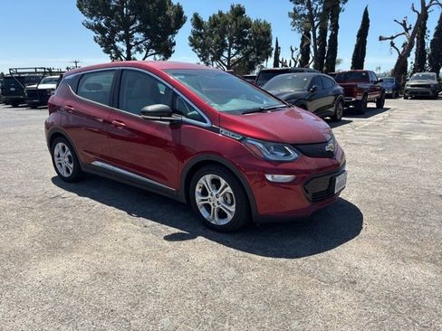 Used 2020 Chevrolet Bolt LT FWD image 2